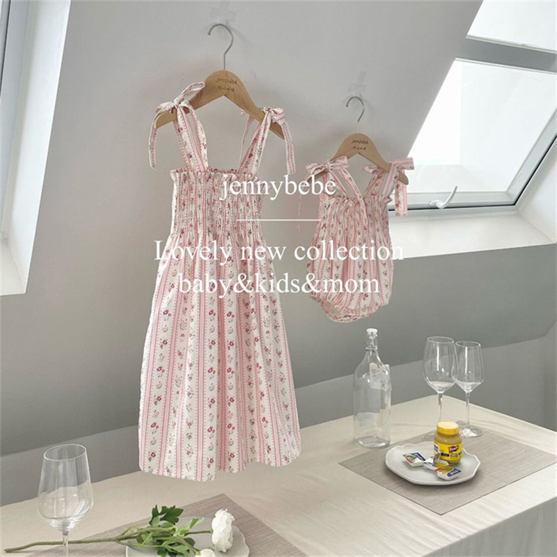 Sweet Little Girls Strap Rompe - огляд і ціна Summer Clothing Europe